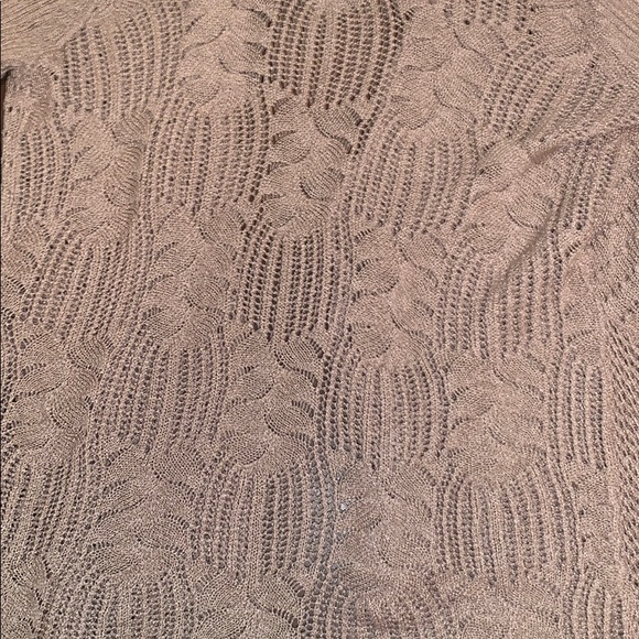 Cute Coverup! - Picture 2 of 4